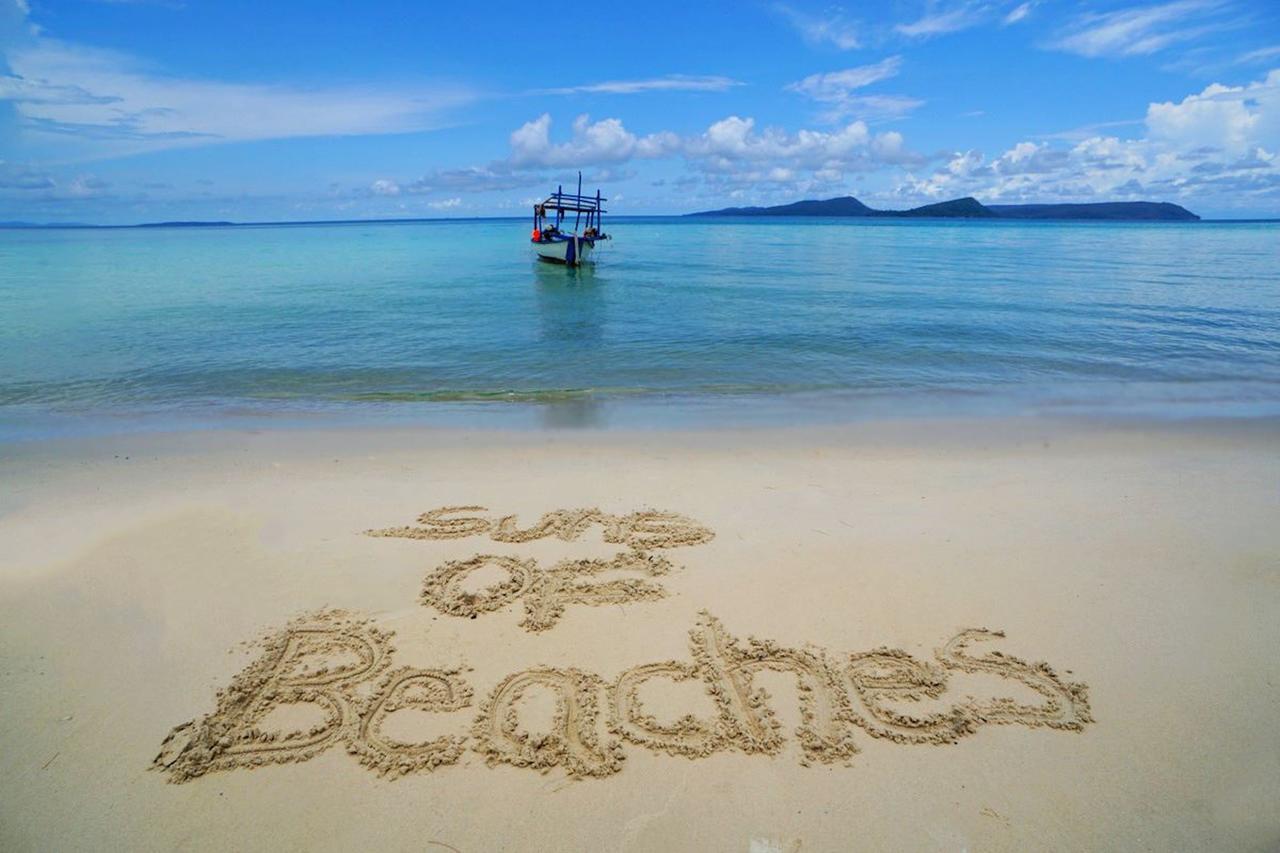 Suns Of Beaches Ostello Isola di Koh Rong Esterno foto