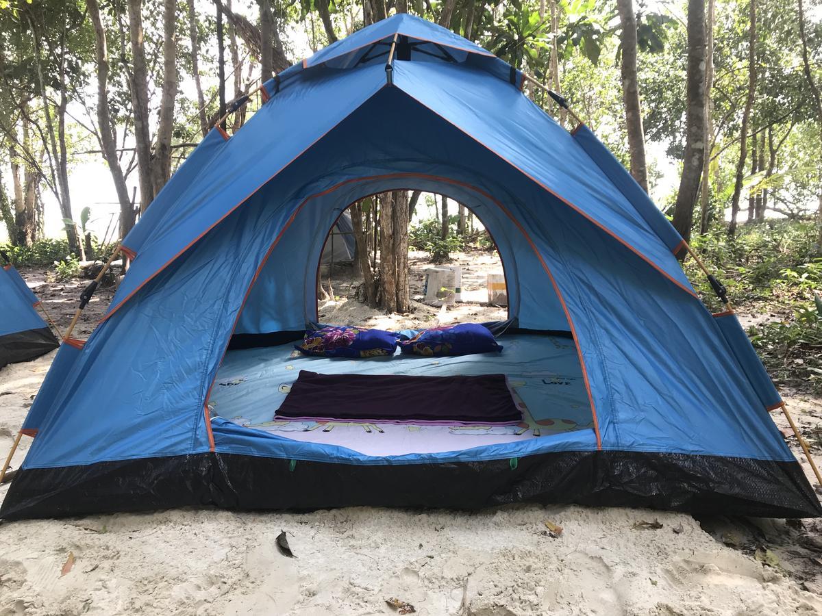 Suns Of Beaches Ostello Isola di Koh Rong Esterno foto